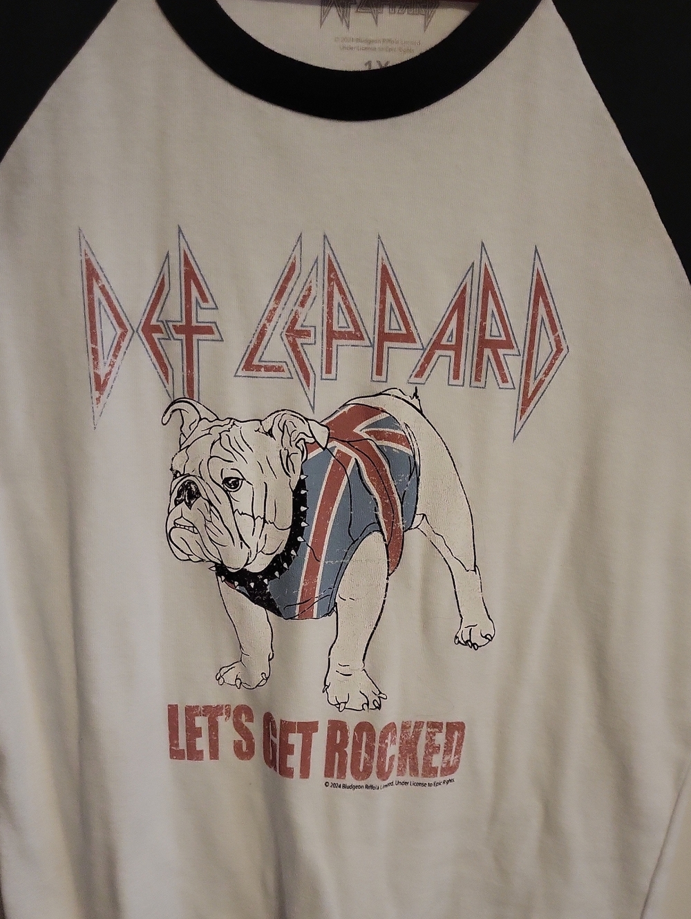 Def Leppard 1x White & Black Bulldog Graphic Dog Tee